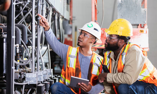 Best 24-Hour Electrician  in Algona, IA